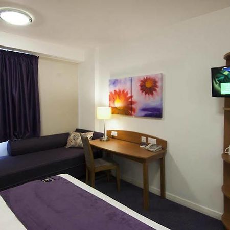 Premier Inn Greenock Exteriör bild