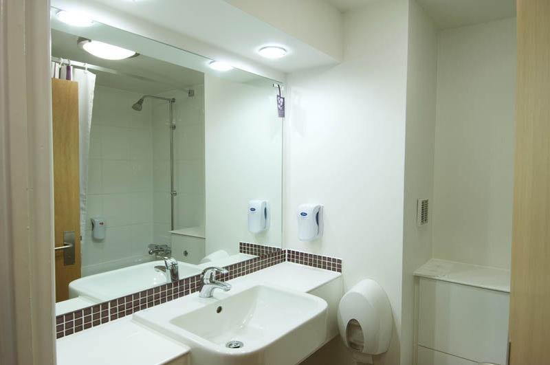 Premier Inn Greenock Exteriör bild